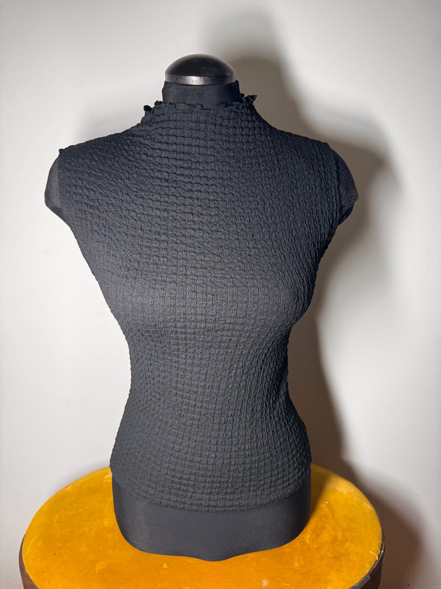 Zara Black Textured Mock Neck Sleeveless Top | Size M