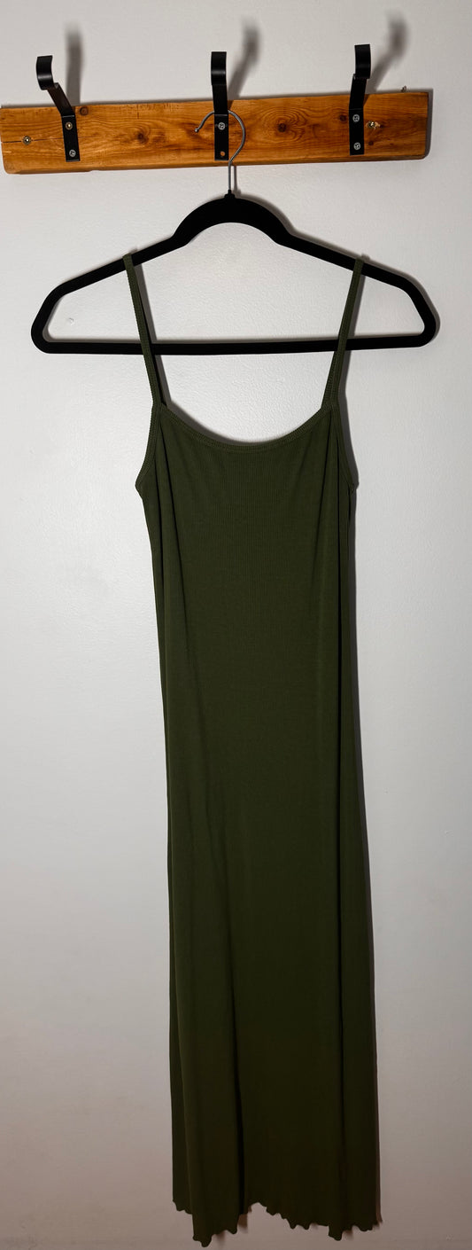 🌿 RVCA Olive Green Ribbed Maxi Dress